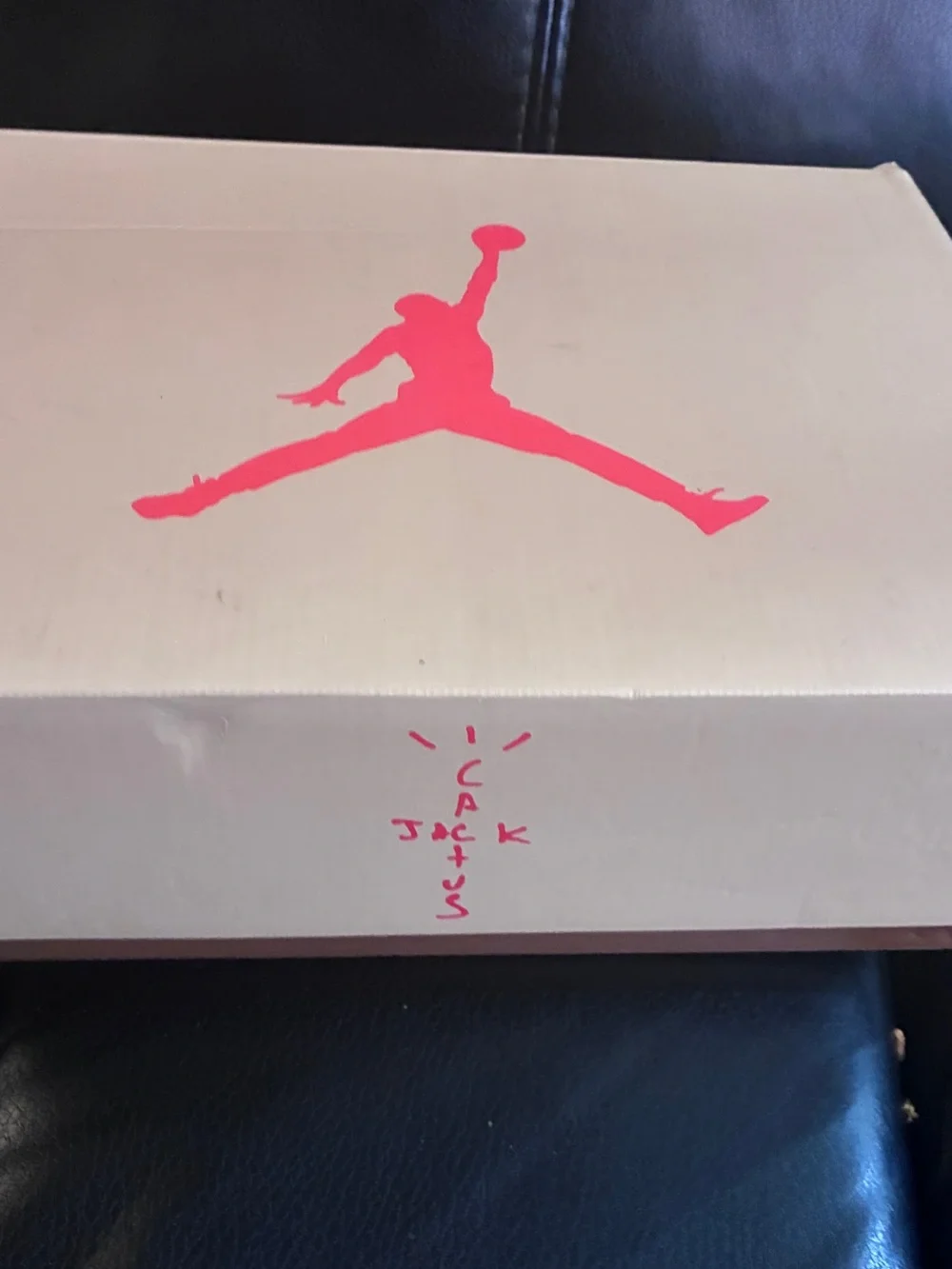 Air Jordan 6 x Travis Scott